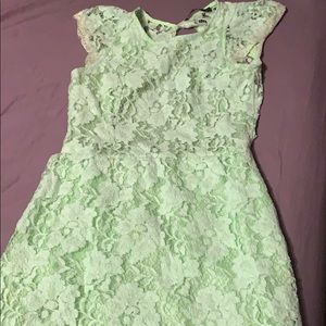 Green party dress lace size 6